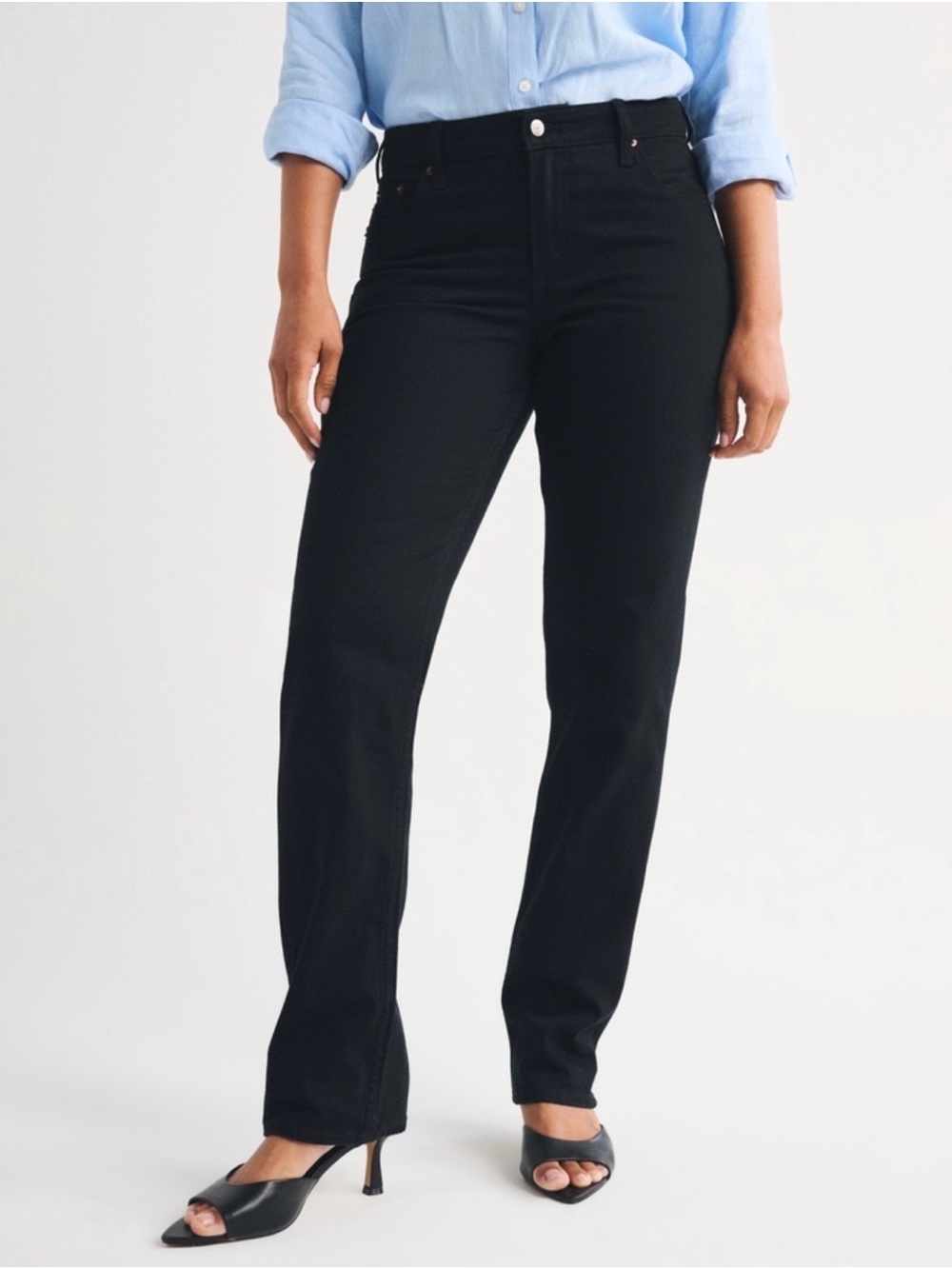 Abercrombie & Fitch Black Curve Love Mid Rise 90s Straight Jean